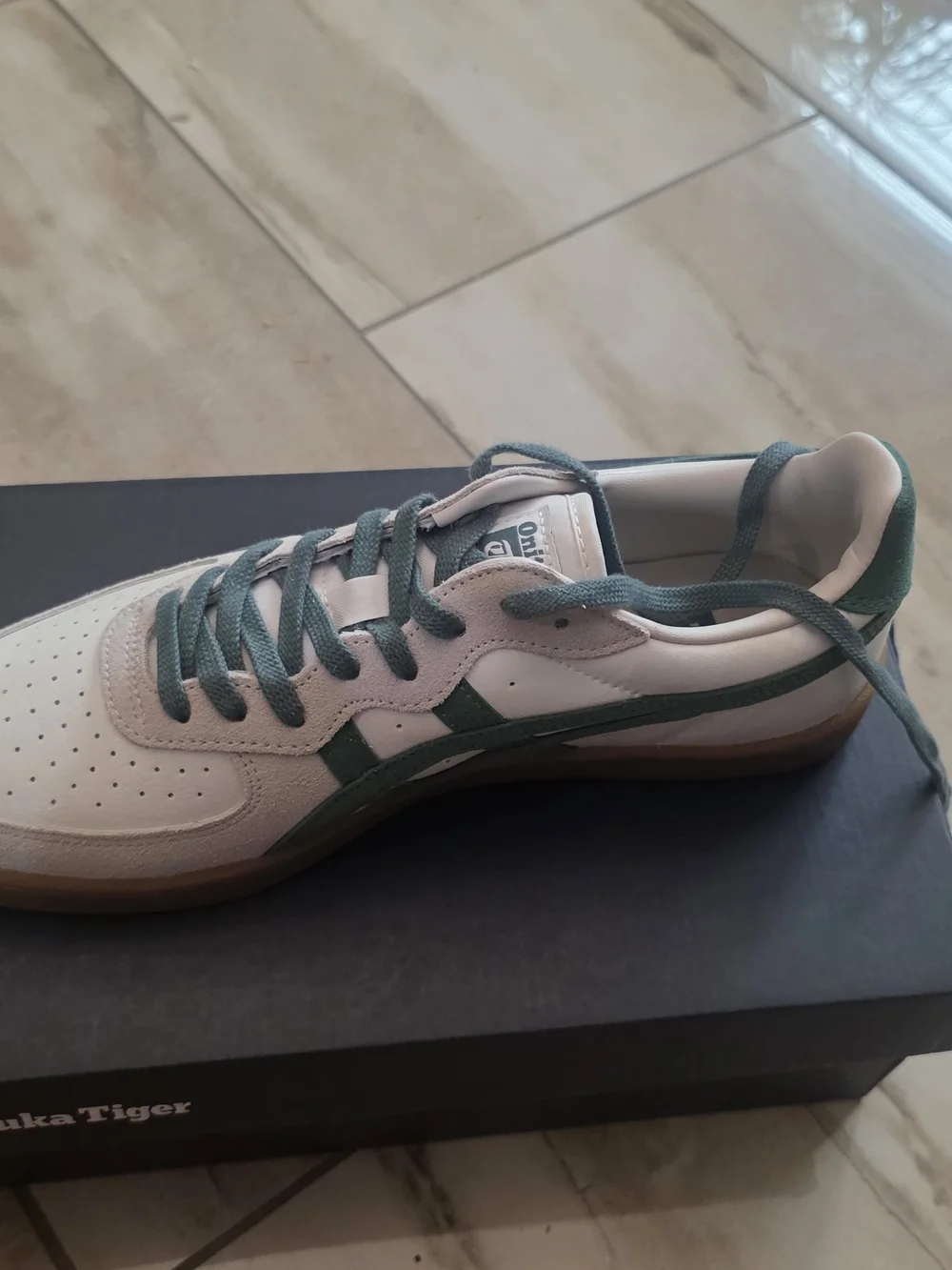 Onitsuka Tiger by Asics Men’s Cream & Green Low-Top Sneakers US Size 9.5 - Picture 10 of 11